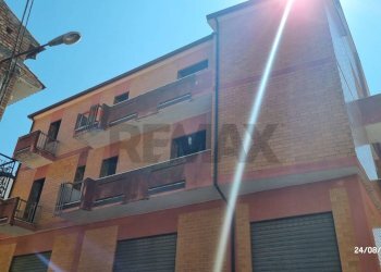 Edificio all\'aperto - Casa indipendente via Piave, Roggiano Gravina - foto 52