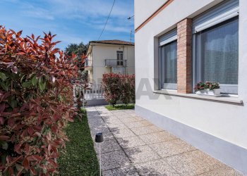 Terrazza - Casa indipendente Via Camillo Benso di Cavour
 
16, Tresignana - foto 7