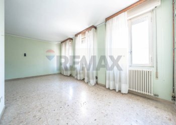 Stanza vuota - Appartamento Via Boscolo, Rovigo - foto 5