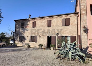 Casa all\'aperto - Villa Via Madonna, Boschi
 
14, Poggio Renatico - foto 1