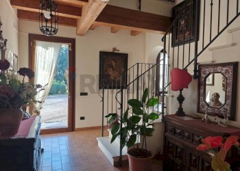 Hall / corridoio - Villa Via Madonna, Boschi
 
14, Poggio Renatico - foto 7