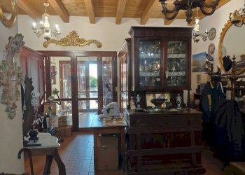 Soggiorno - Villa Via Madonna, Boschi
 
14, Poggio Renatico - foto 20