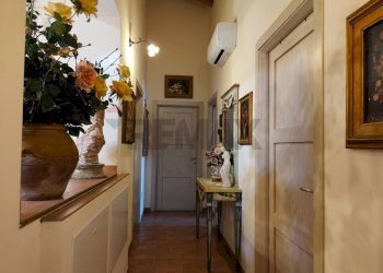 Hall / corridoio - Villa Via Madonna, Boschi
 
14, Poggio Renatico - foto 26