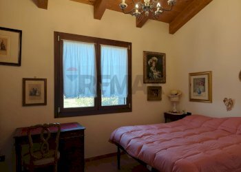 Camera / camera da letto - Villa Via Madonna, Boschi
 
14, Poggio Renatico - foto 27