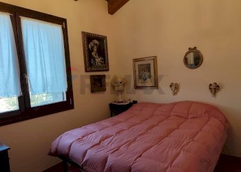 Camera / camera da letto - Villa Via Madonna, Boschi
 
14, Poggio Renatico - foto 28