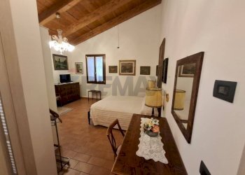 Camera / camera da letto - Villa Via Madonna, Boschi
 
14, Poggio Renatico - foto 36