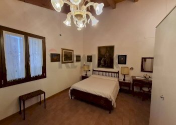 Camera / camera da letto - Villa Via Madonna, Boschi
 
14, Poggio Renatico - foto 40