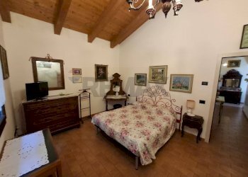 Camera / camera da letto - Villa Via Madonna, Boschi
 
14, Poggio Renatico - foto 42