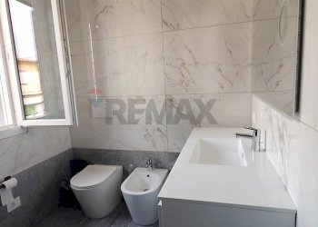 Bagno - Trilocale Via Roma
 
236, Canaro - foto 12