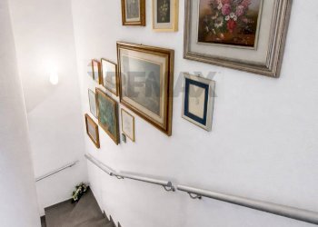 Scale - Villa a Schiera Via Giovanni pascoli
 
15, Cava Manara - foto 22