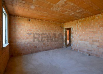 Stanza vuota - Casa semi indipendente Via gioberti
 
45, Viadana - foto 14
