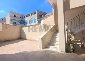 spazio condominiale non adibito a parcheggio - Trilocale Via Caprio Maddaloni
 
63, Caserta - foto 13