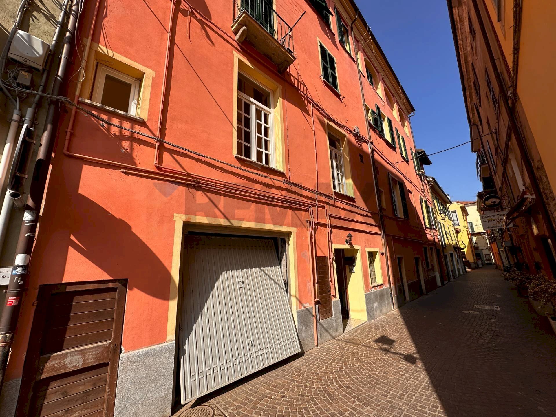 Edificio all\'aperto - Three-room apartment Via Luigi Baccino Ospedale
 
26, Cairo Montenotte - photo 1