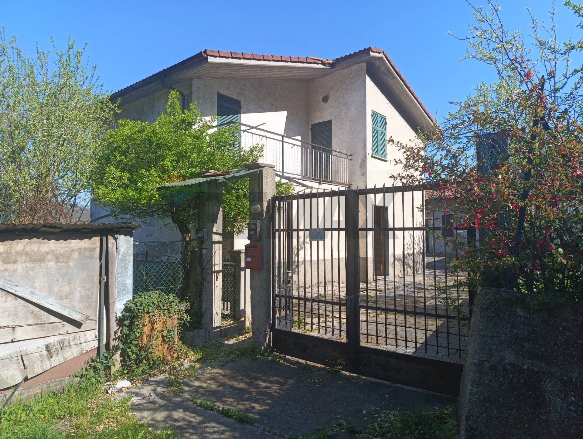 Casa all\'aperto - Casa indipendente Via Fornace
 
10, Cairo Montenotte - foto 1