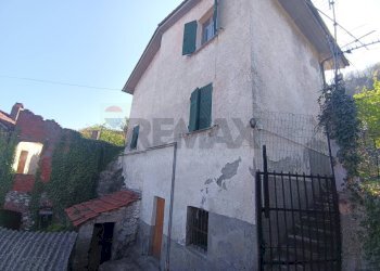 Casa all\'aperto - Casa indipendente Via Fornace
 
10, Cairo Montenotte - foto 4