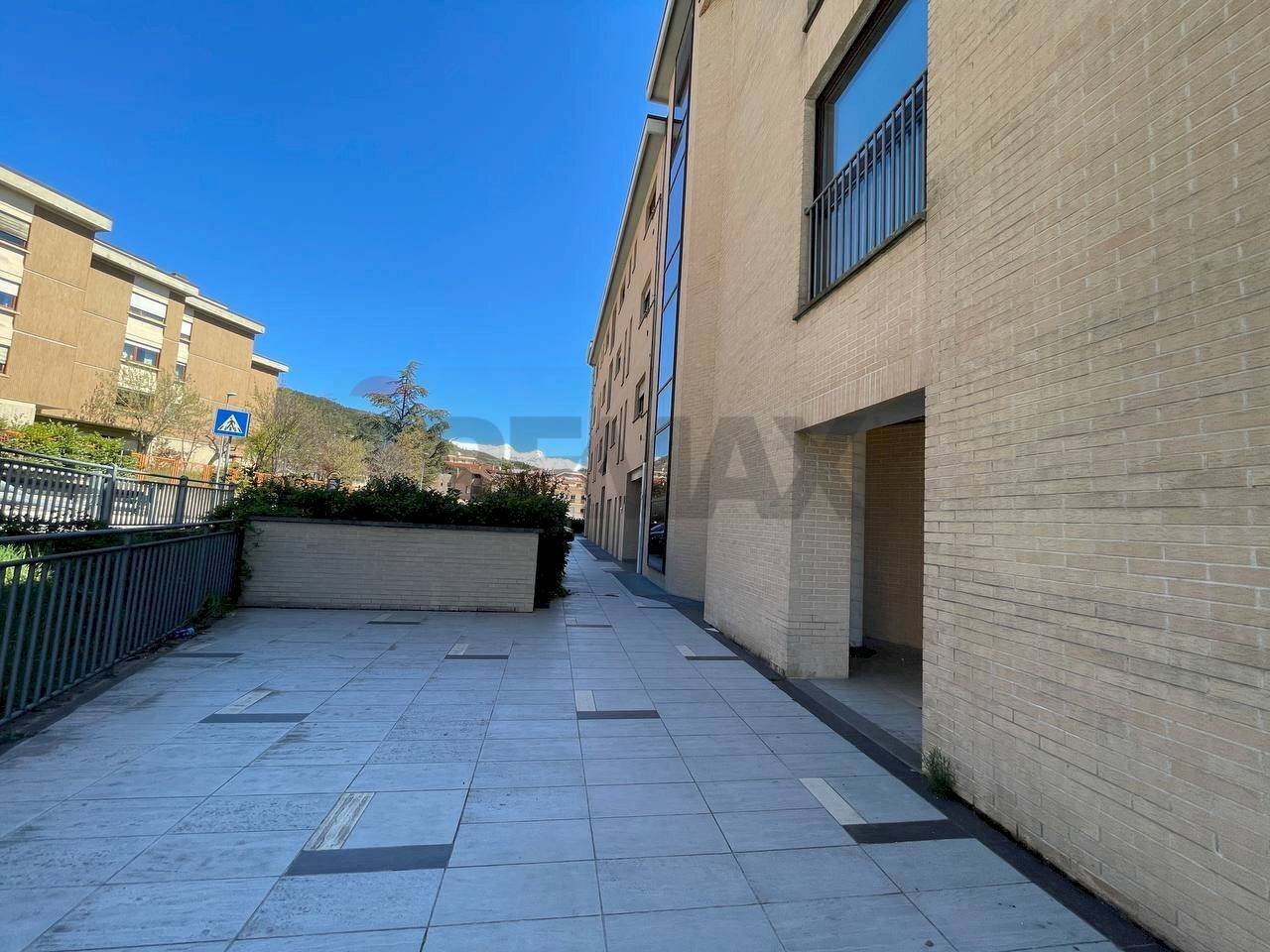 Terrazza - Attività Commerciale Via A Colagrande, L'Aquila - foto 2