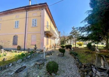 Casa semi indipendente Via Giosuè Carducci, Sale - foto 2