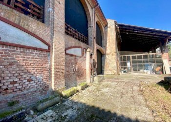 Casa semi indipendente Via Giosuè Carducci, Sale - foto 33