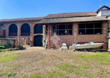 Casa semi indipendente Via Giosuè Carducci, Sale - foto 34