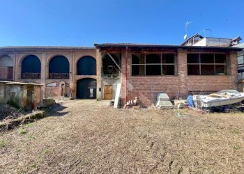 Casa semi indipendente Via Giosuè Carducci, Sale - foto 38