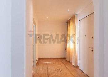 Hall / corridoio - Attico via della libertà
 
20, Rapallo - foto 13