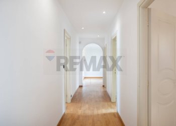 Hall / corridoio - Attico via della libertà
 
20, Rapallo - foto 15