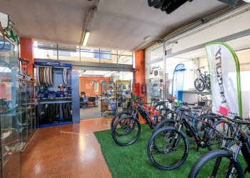 Palestra - Commercial Premises Bergamo - photo 23