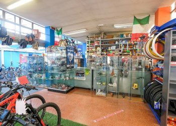 Palestra - Commercial Premises Bergamo - photo 25