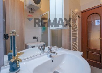 Bagno - Trilocale Via Carlo Innocenzo Frugoni
 
26, Milano - foto 43