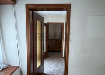 Hall / corridoio - Casa semi indipendente via Garibaldi
 
18, Solto Collina - foto 13