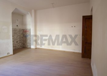 Stanza vuota - Quadrilocale via delle alpi
 
3, Giaveno - foto 13