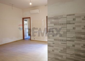 Stanza vuota - Quadrilocale via delle alpi
 
3, Giaveno - foto 16