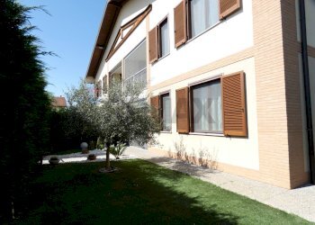 Casa all\'aperto - Quadrilocale via filippo piccaluga
 
11, Casorate Primo - foto 14