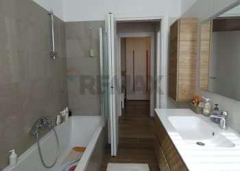 Bagno - Quadrilocale via filippo piccaluga
 
11, Casorate Primo - foto 26