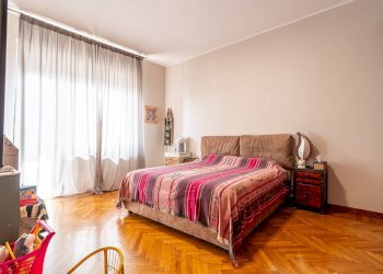 Camera - Four-room apartment Corso Giulio Cesare
 
261, Torino - photo 16