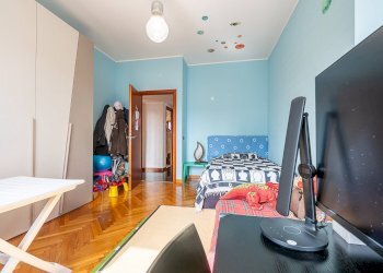 Camera - Four-room apartment Corso Giulio Cesare
 
261, Torino - photo 23