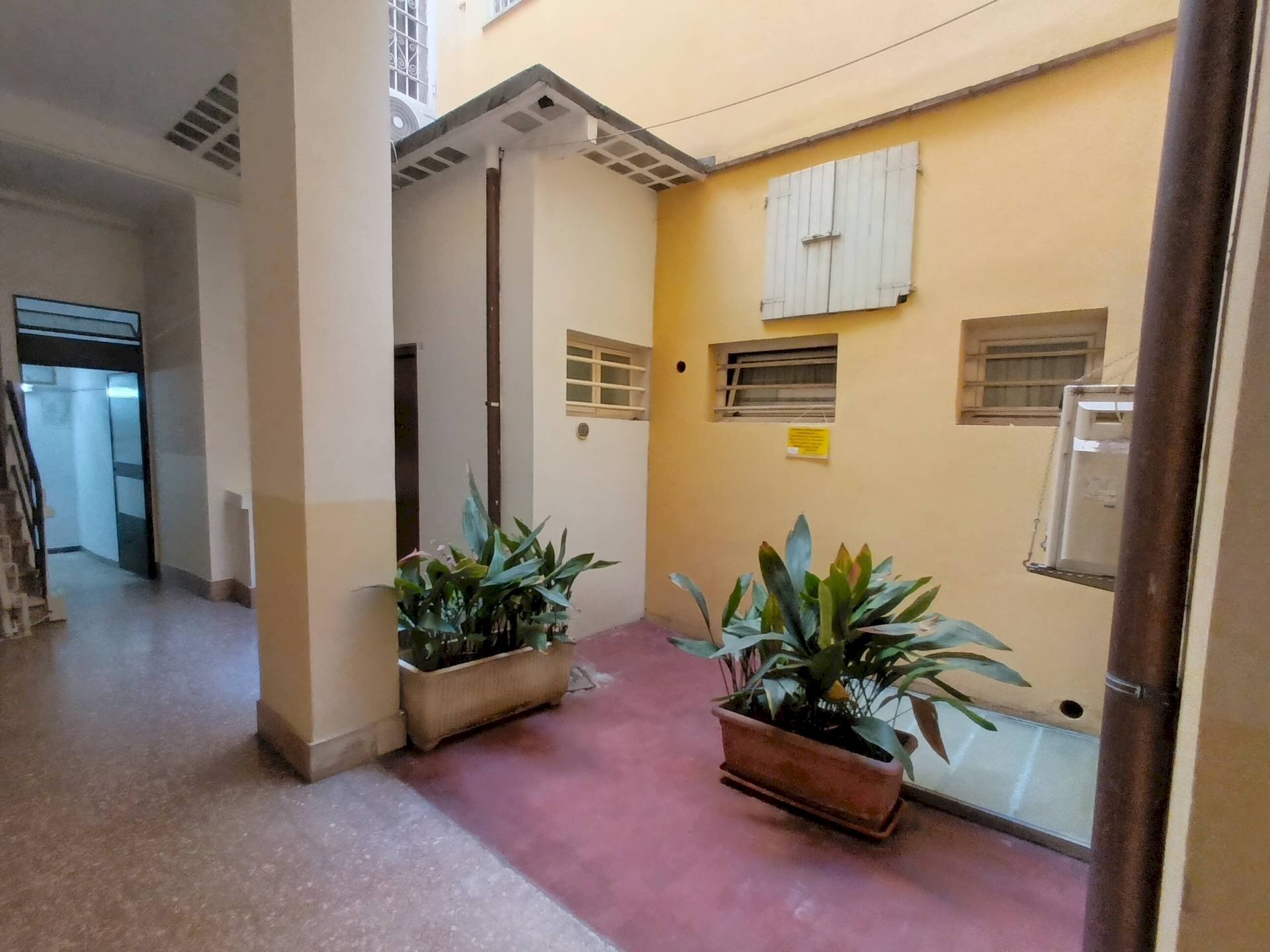 Foto 3 - Warehouse via Galliera
 
33, Bologna - photo 3