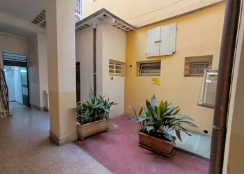 Foto 3 - Warehouse via Galliera
 
33, Bologna - photo 3