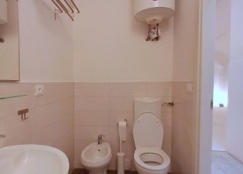 Foto 14 - Warehouse via Galliera
 
33, Bologna - photo 14