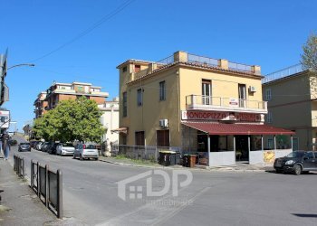 Foto 2 - Trilocale Viale Eusebio Possenti
 
2, Palombara Sabina - foto 2