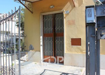 Foto 3 - Trilocale Viale Eusebio Possenti
 
2, Palombara Sabina - foto 3