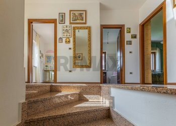 Scale - Casa indipendente S.V. Crabulazzi
 
62, Sassari - foto 14