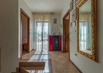 Hall / corridoio - Casa indipendente S.V. Crabulazzi
 
62, Sassari - foto 38