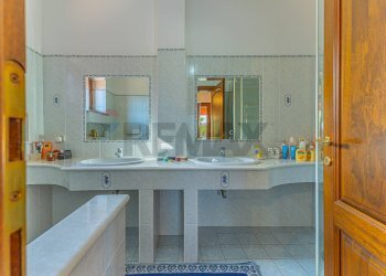 Bagno - Casa indipendente S.V. Crabulazzi
 
62, Sassari - foto 40