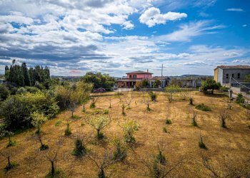 Vista delle montagne - Casa indipendente S.V. Crabulazzi
 
62, Sassari - foto 54