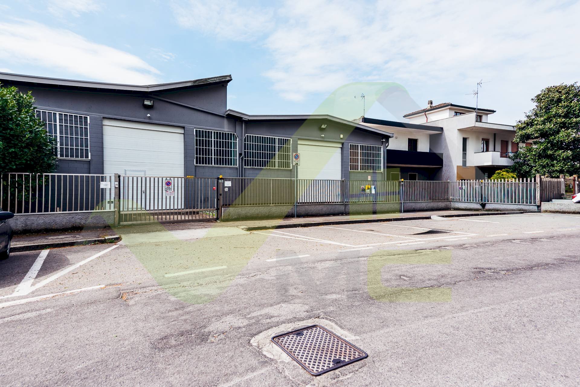 Foto 2 - Capannone VIA BUOZZI
 
22, Melzo - foto 2