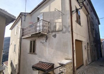 Casa all\'aperto - Casa semi indipendente VIA REGINA MARGHERITA
 
20, Sassinoro - foto 6