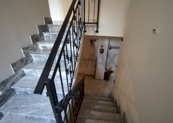 Scale - Casa semi indipendente VIA REGINA MARGHERITA
 
20, Sassinoro - foto 18