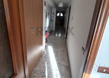 Hall / corridoio - Casa semi indipendente VIA REGINA MARGHERITA
 
20, Sassinoro - foto 21