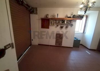 Stanza vuota - Casa semi indipendente VIA REGINA MARGHERITA
 
20, Sassinoro - foto 27